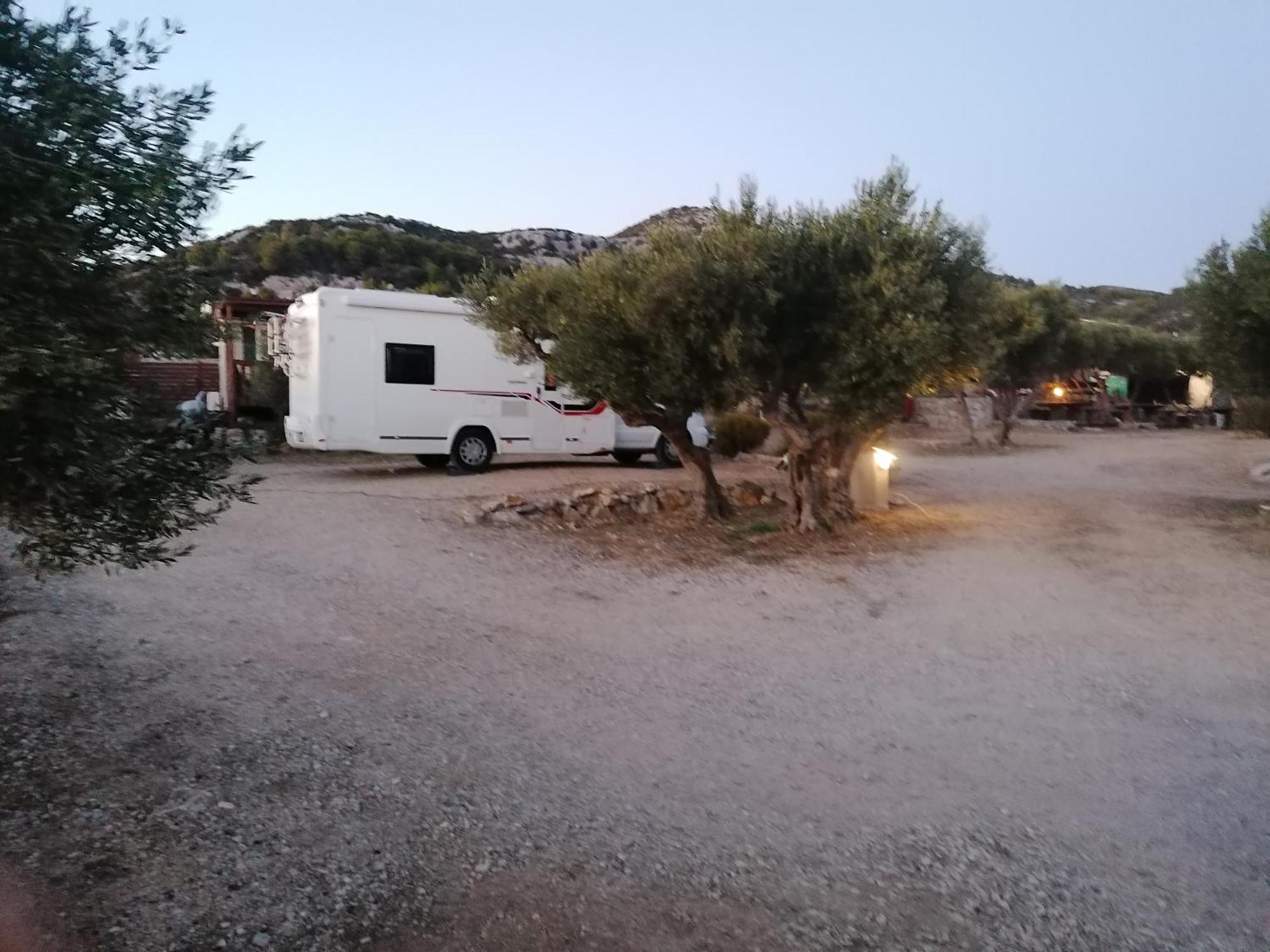 Camp Kopito Hotel Hvar Town Luaran gambar